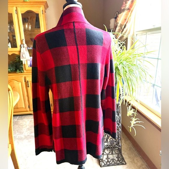Adrienne Vittadini Red and Black Buffalo Plaid Utility Jacket - Picture 4 of 6